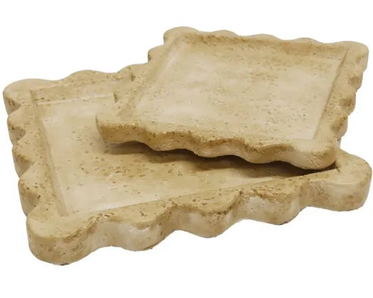 20cm Travertine Look Scalloped tray - White