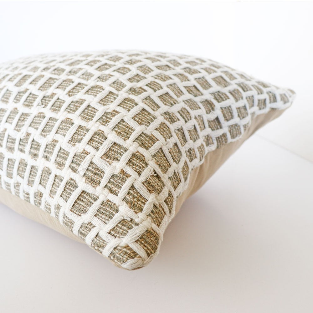 LUNA RECTANGLE CUSHION - SAND