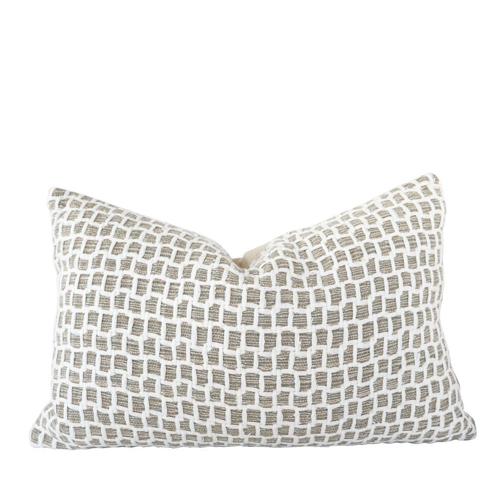 LUNA RECTANGLE CUSHION - SAND