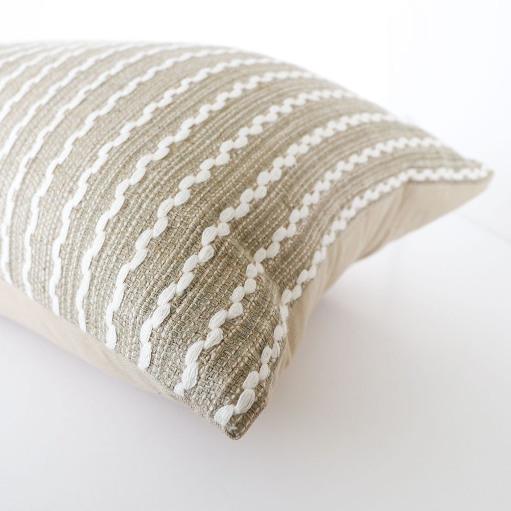 ODESSA RECTANGLE CUSHION - SAND