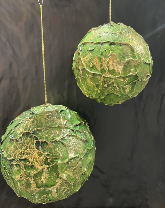 Elegant Leaf Ball - Medium